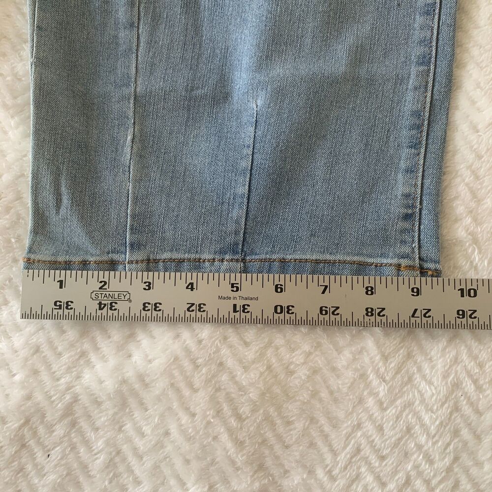 Jessica Simpson Sunshine Barrel Jeans Size 14/32 Light Blue Relaxed Fit Y2K - Picture 12 of 12